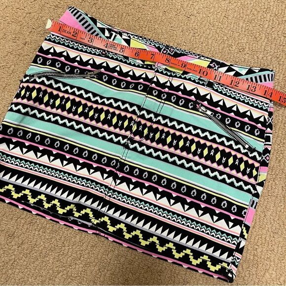 H&M Girls Aztec Print Mini Skirt 12-13Y - Picture 9 of 9